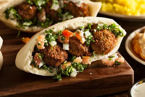 Falafel Brötchen
